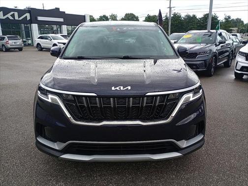 2023 Kia Carnival LX