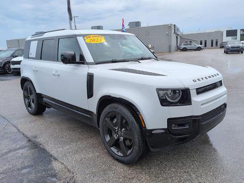 Fuji White 2023 Land Rover Defender 110 X-Dynamic SE