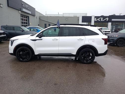 2025 Kia Sorento EX