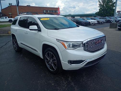 2019 GMC Acadia Denali