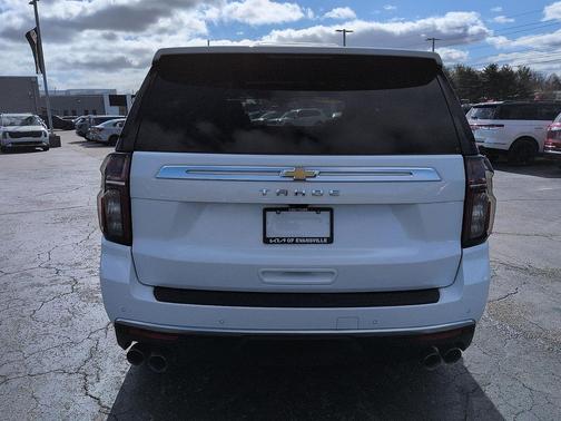 2022 Chevrolet Tahoe 4WD High Country