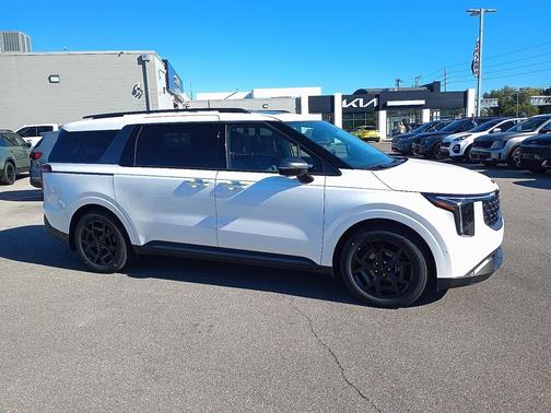 Snow White Pearl 2026 Kia Carnival SX Prestige