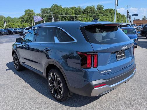 Midnight Lake Blue 2025 Kia Sorento EX