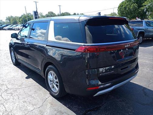 2022 Kia Carnival LXS