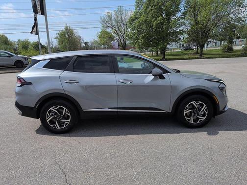 Steel Gray 2024 Kia Sportage LX