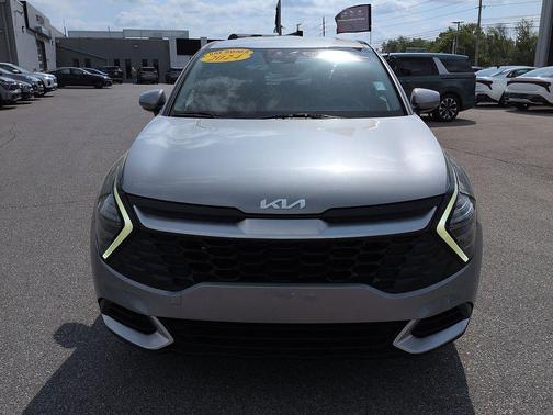 Steel Gray 2024 Kia Sportage LX