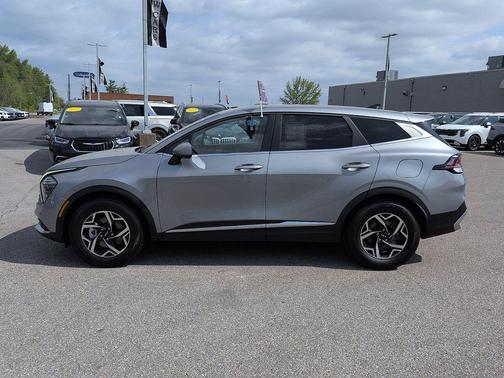 Steel Gray 2024 Kia Sportage LX