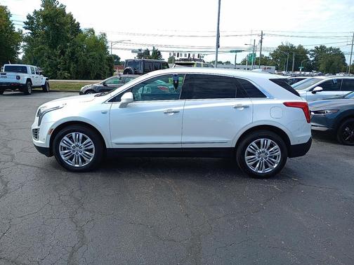 2017 Cadillac XT5 Premium Luxury