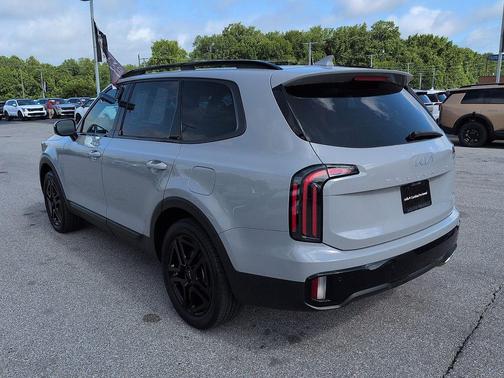 Wolf Gray 2024 Kia Telluride SX X-Line