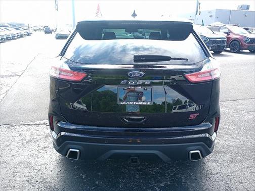 2021 Ford Edge ST