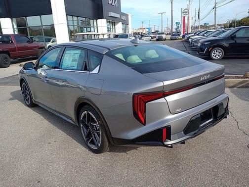 2025 Kia K4 GT-Line