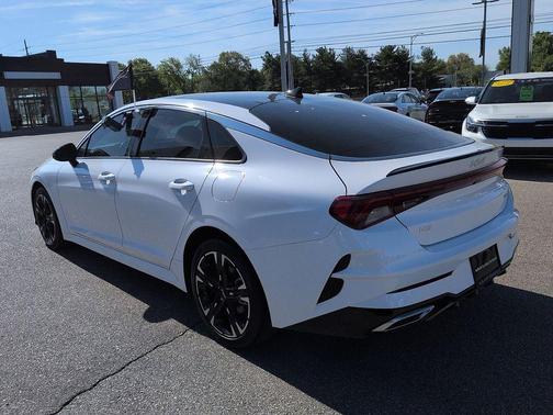 Glacial White Pearl 2024 Kia K5 GT-Line