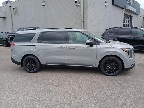 2026 Kia Carnival Hybrid SX