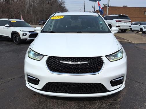 2021 Chrysler Pacifica Touring AWD
