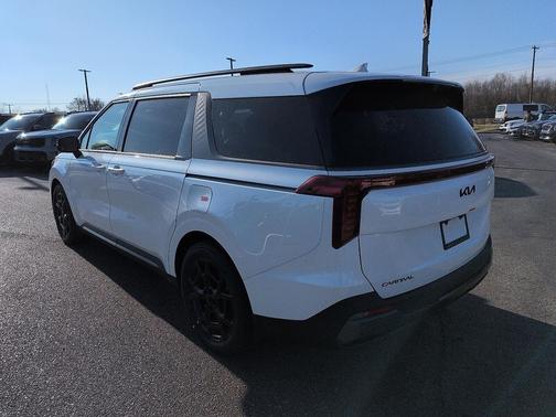 Snow White Pearl 2026 Kia Carnival SX Prestige