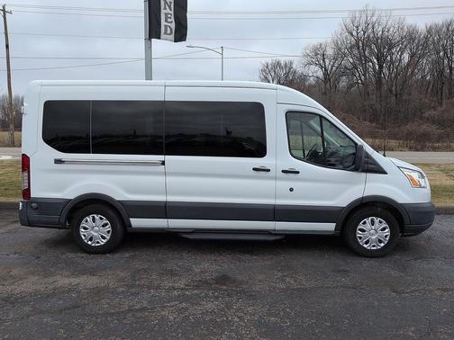 2017 Ford Transit-350 XLT