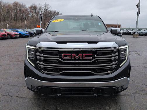2022 GMC Sierra 1500 SLT