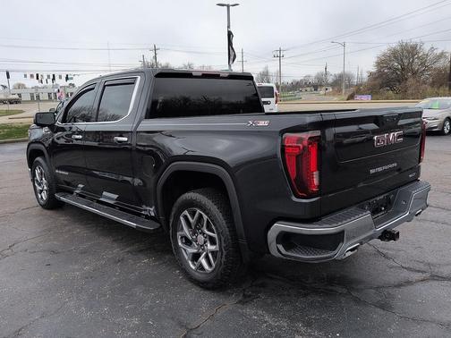 2022 GMC Sierra 1500 SLT