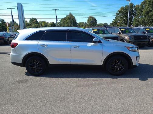 2019 Kia Sorento LX