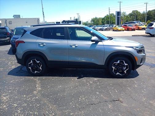 2025 Kia Seltos EX
