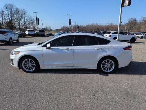 2020 Ford Fusion Hybrid SE