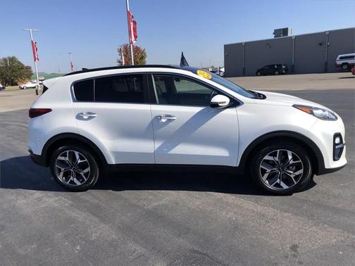 2022 Kia Sportage EX