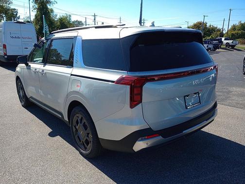 2026 Kia Carnival Hybrid SX