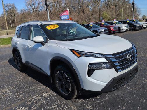 2025 Nissan Rogue SV