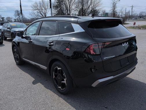 Ebony Black 2026 Kia Sportage EX
