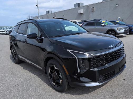 Ebony Black 2026 Kia Sportage EX