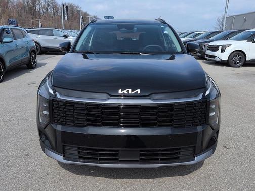Ebony Black 2026 Kia Sportage EX