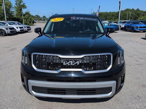 Ebony Black 2024 Kia Telluride EX