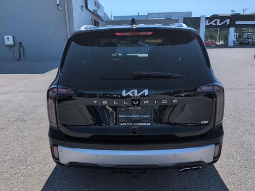 Ebony Black 2024 Kia Telluride EX