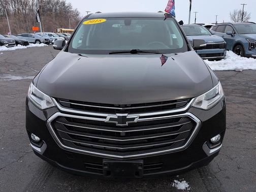 2018 Chevrolet Traverse LT Cloth
