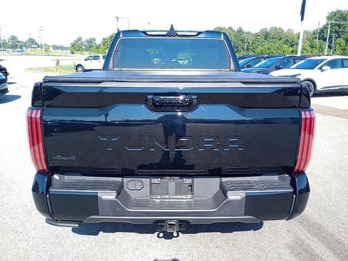 2023 Toyota Tundra Hybrid Platinum