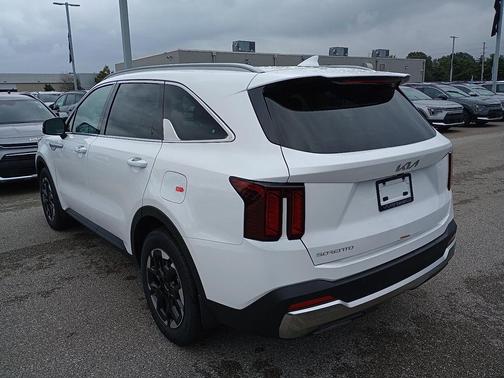 2026 Kia Sorento S