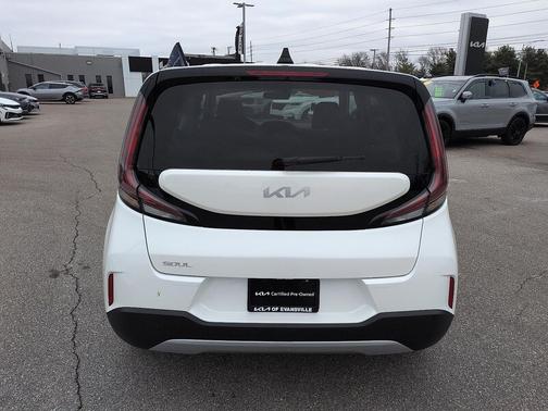 2023 Kia Soul LX