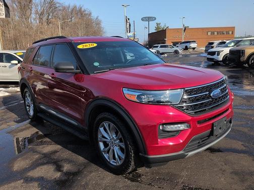 2020 Ford Explorer XLT