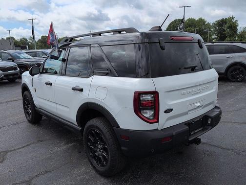 Oxford White 2025 Ford Bronco Sport Badlands