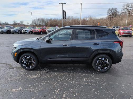 Gravity Gray 2026 Kia Seltos S