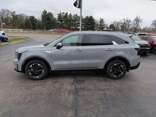 Wolf Gray 2026 Kia Sorento S