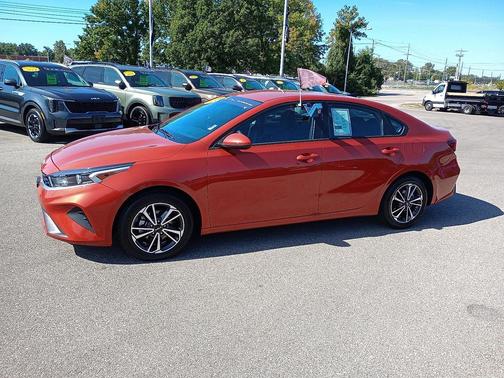 2023 Kia Forte LXS