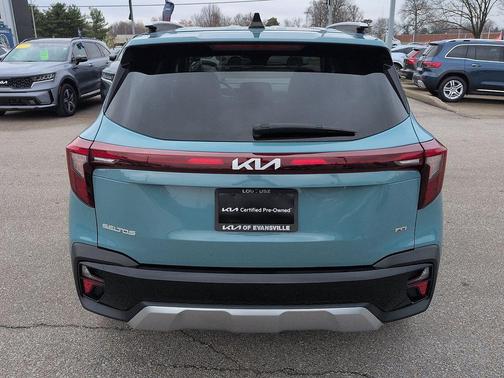 Pluton Blue 2024 Kia Seltos EX