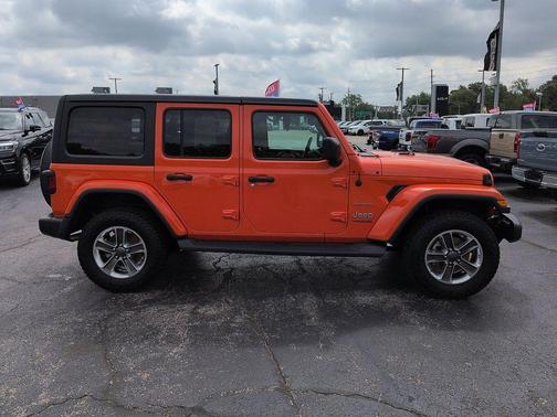 Punkn Metallic Clearcoat 2018 Jeep Wrangler Unlimited Sahara