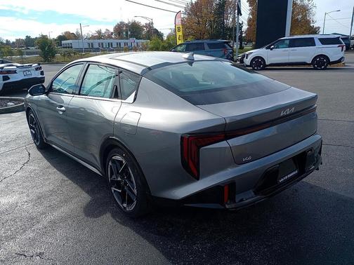 2025 Kia K4 GT-Line