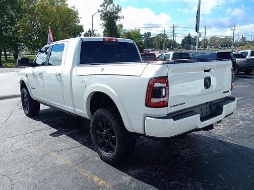 2022 RAM 3500 Limited Mega Cab 4x4 6'4' Box