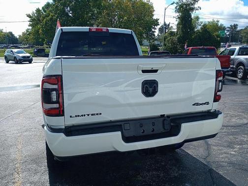 2022 RAM 3500 Limited Mega Cab 4x4 6'4' Box