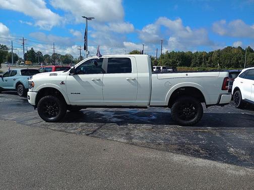 2022 RAM 3500 Limited Mega Cab 4x4 6'4' Box