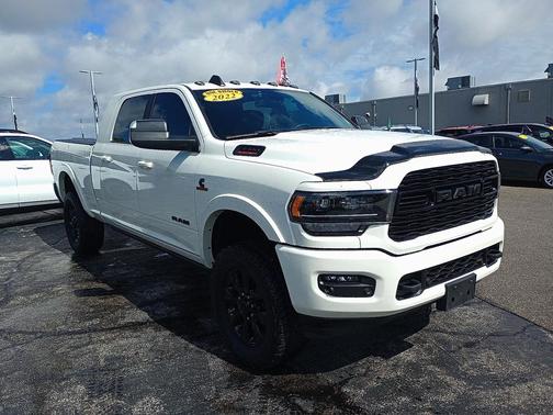2022 RAM 3500 Limited Mega Cab 4x4 6'4' Box