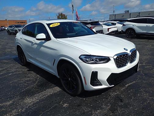 2024 BMW X4 xDrive30i